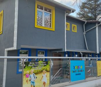 Umutlu Çocuklar Kreş ve Anaokulu Umutlu Çocuklar Kreş ve Anaokulu
