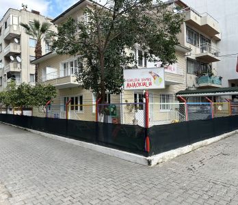 Özel Renklerin Dünyası Anaokulu Özel Renklerin Dünyası Anaokulu