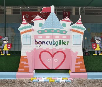 ÖZEL BONCUKGİLLER KREŞ VE ANAOKULU ÖZEL BONCUKGİLLER KREŞ VE ANAOKULU