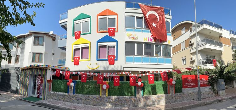Küçük Hikayeler Kreş ve Gündüz Bakımevi