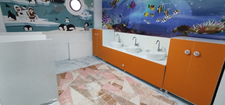 Mina Bebek Dünyası Kreş ve Gündüz Bakımevi