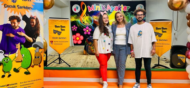 Minik Ayaklar