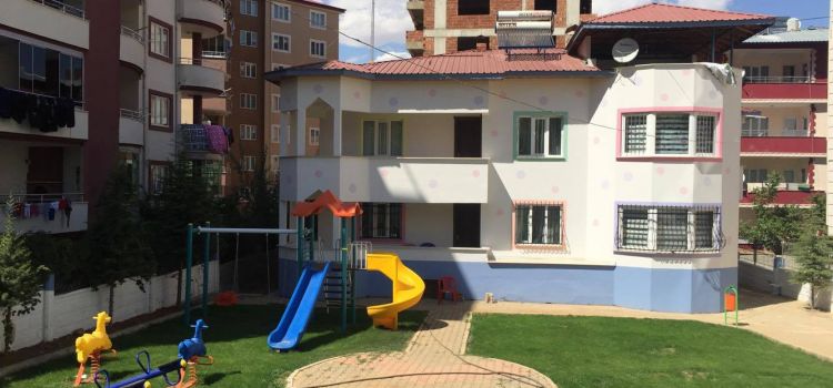 Uçan Balon kreş ve gündüz bakımevi