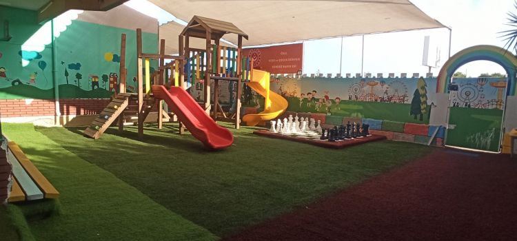 Neşe ve Çocuk Dünyası Kreş ve Gündüz Bakımevi