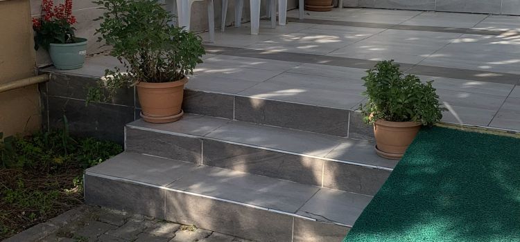 ÖZEL MİNİKLER HASBAHÇE GÜNDÜZ BAKIM EVİ