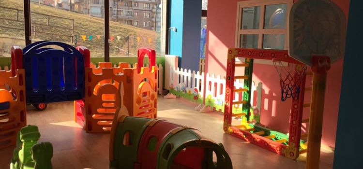 Bal Arısı Kids Kreş ve Gündüz Bakımevi