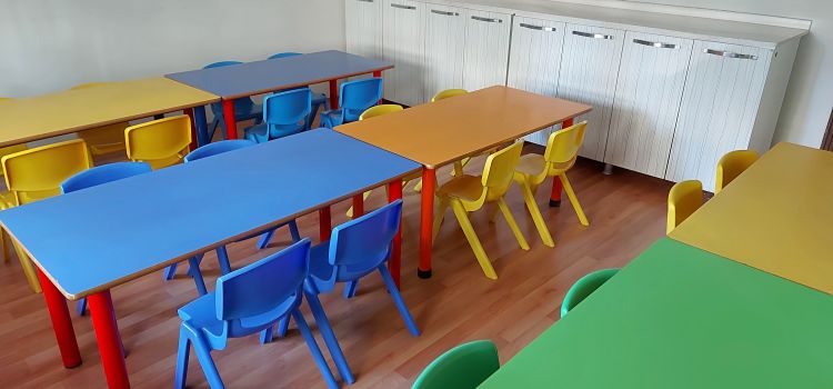 Mutlu Yıldızlar Anaokulu ve Çocuk Kulübü