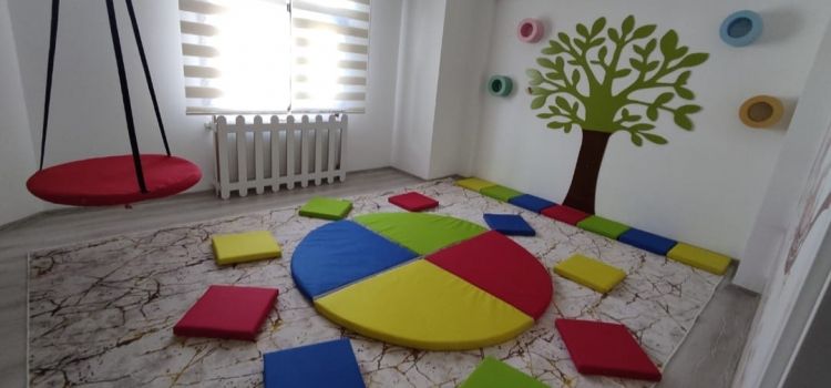 Mina Bebek Dünyası Kreş ve Gündüz Bakımevi
