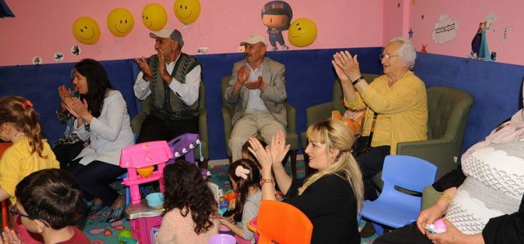 Meraklı Minikler Montessori Anaokulu ve Kreş