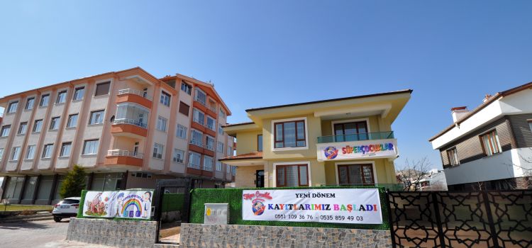 Süper Çocuklar Kreş ve Gündüz Çocuk Bakımevi