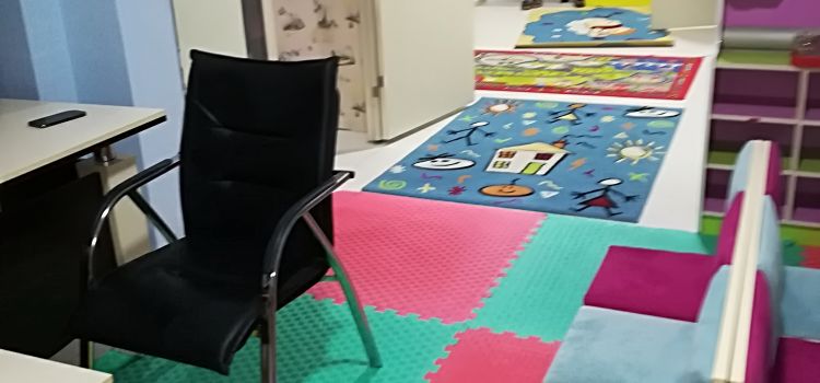 MİNİK ADIMLAR KREŞ GÜNDÜZ BAKIMEVİ