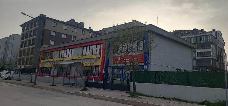 Özel Bandırma Zübeyde Hanım Gündüz Bakımevi