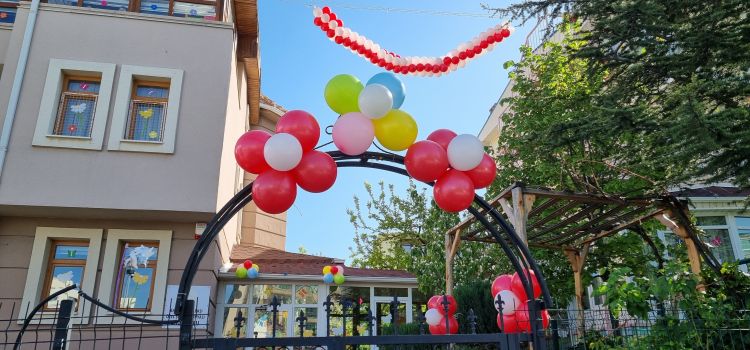 Şefkat Dünyası Anaokulu ve Etüt Merkezi
