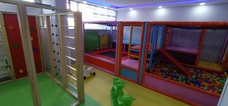 KÜÇÜK MUCİTLER KREŞ VE GÜNDÜZ BAKIMEVİ