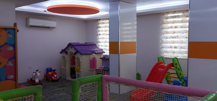 ÖZEL SARAY ÇİÇEKLERİ GÜNDÜZ BAKIMEVİ
