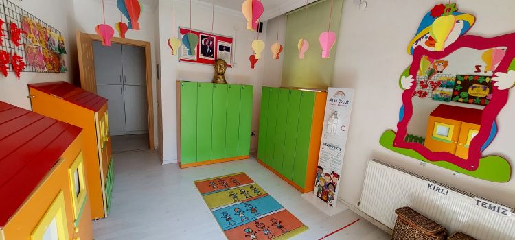BALGAT RENKLİ İSTASYON KREŞ ve GÜNDÜZ BAKIMEVİ