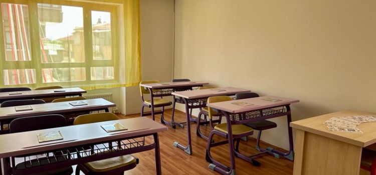 Mutlu Yıldızlar Anaokulu ve Çocuk Kulübü