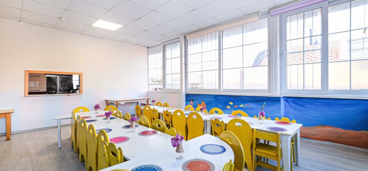 Montessorilara Özel Oksijen Anaokulu