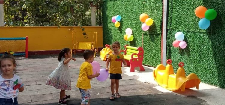 Özel Yarımca Altıneller Gündüz Bakımevi