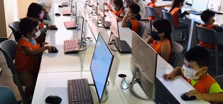MEZİTLİ AKD KIDS KREŞ