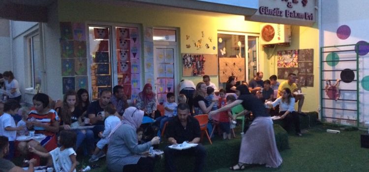 Neşe ve Çocuk Dünyası Kreş ve Gündüz Bakımevi