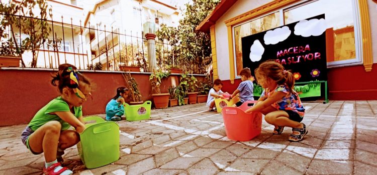 Özel Yarımca Altıneller Gündüz Bakımevi