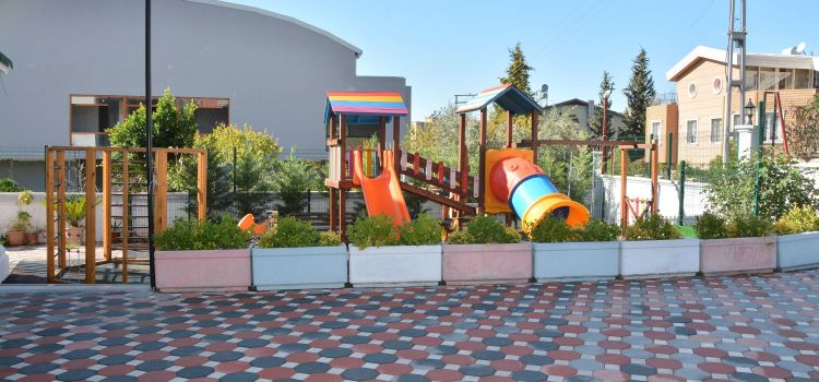 Aşiyan Gündüz Bakımevi