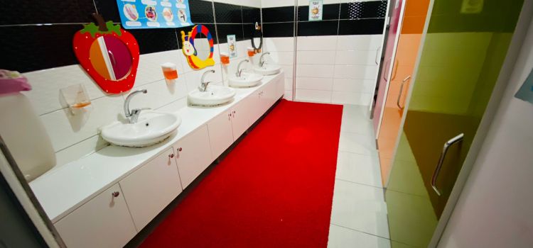 Pembe Mavi Düşler Anaokulu ve Gündüz Bakımevi