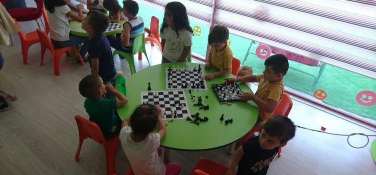 DAHİ KÜÇÜK MELEKLERİM
