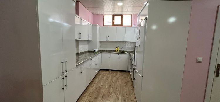 Minik Adımlar Kreş Gündüz Bakım Evi ve Çocuk Kulübü